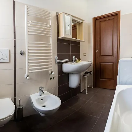 Conte Cavour Vendégház Messina