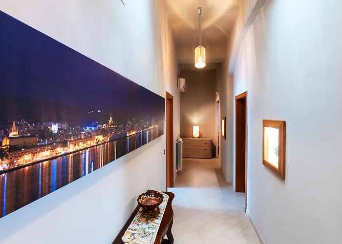 Conte Cavour 4* Messina